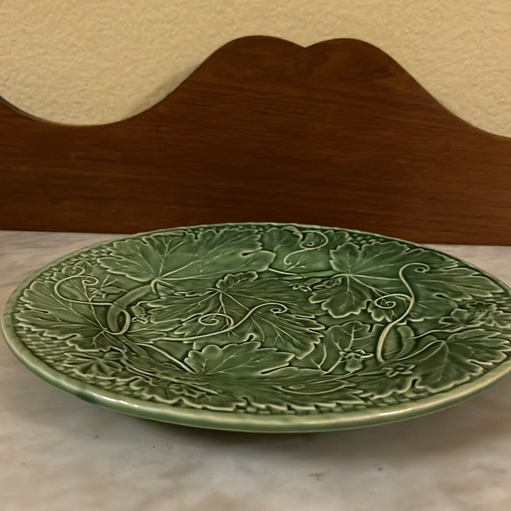 Bordallo Pinheiro-Made In Portugal 🇵🇹-Leaf Plate-10” - Picture 6 of 12